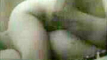 Spying on Chubby Cowgirls' Hidden Cam Amateur Sex