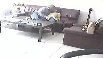 MILF Mom Hidden Cam Blowjob & Fuck with Boyfriend in Living Room