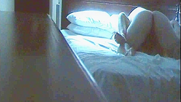 Spy on Hidden Cam Hotel Sex with Cowgirl Riding and Cream Pie Action