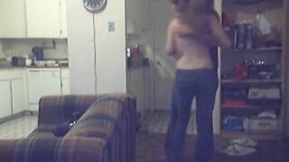 Skinny Amateur GF Hidden Cam Fuck Session