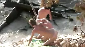 Exhibitionist Amateur Spies on Public Anal Action at the Beach
