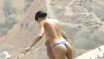 Spy on Naughty Beach Lovers with Hidden Cam at Public Outdoor Voyeur Session
