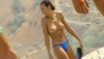 Spy on Naughty Beach Lovers with Hidden Cam at Public Outdoor Voyeur Session