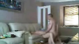 MILF Caught on Hidden Cam! Amateur Mom Gets Facial Cumshot in Homemade Porn