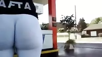 Spying on Black Booty - Hidden Cam Homemade Porn with Big Ass and Ebony Leggings