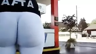 Spying on Black Booty - Hidden Cam Homemade Porn with Big Ass and Ebony Leggings