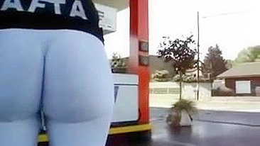 Spying on Black Booty - Hidden Cam Homemade Porn with Big Ass and Ebony Leggings