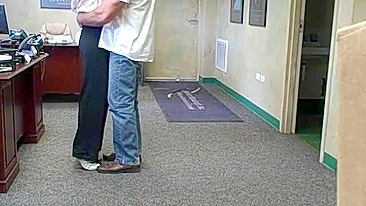 Caught on Camera! Cheating MILF Office Sex with Amateur Cuckold