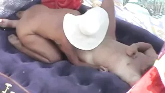 Sexy MILF Gets Caught on Hidden Cam during Beach Fun