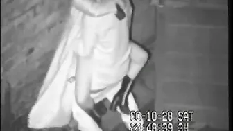 Exposed! Amateur Couple Public Exhibition Caught on Hidden Cam