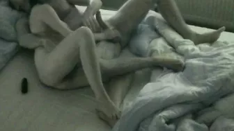 Amateur Hidden Cam Handjob with Big Dick and Cumshot