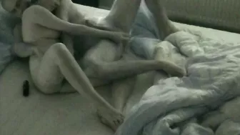 Amateur Hidden Cam Handjob with Big Dick and Cumshot