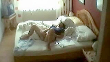 Spying on My Sister Secret Masturbation Session with Hidden Cam