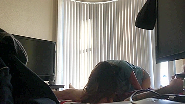 Amateur Asian Girl Gets Proper Fucking on Hidden Cam