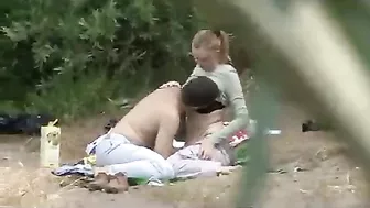 Spy on Lovers' Public Outdoor Sex Acts