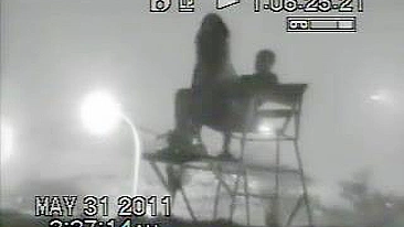 Exposed on the Beach - Amateur Hidden Cam Porn at Memorial Day