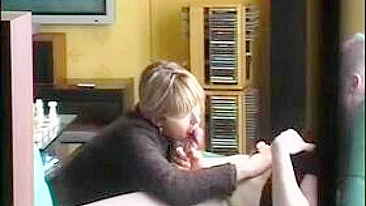 Amateur French MILF Hidden Cam Blowjob Cumshot