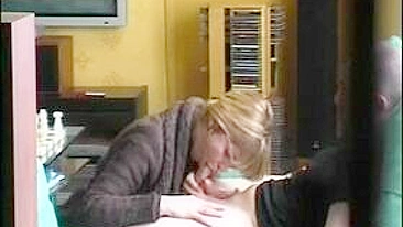 Amateur French MILF Hidden Cam Blowjob Cumshot