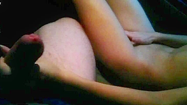 Amateur Girlfriend Fingers Shaved Pussy in Homemade Masturbation Video