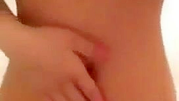 Brunette Babe Perfect Tits in Homemade Masturbation Selfie