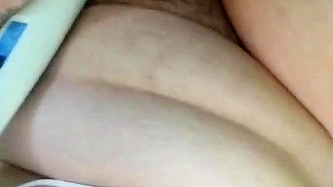 Masturbating with Dirty Talk and Amateur Selfies