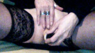 Mature Brunette MILF with BJ & Dildo Masturbation