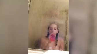 Homemade Masturbation with Sex Toys in Shower / XXX Amateur