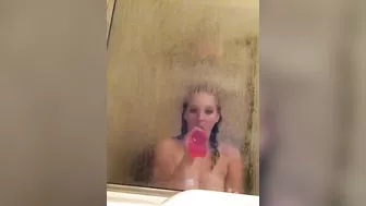 Homemade Masturbation with Sex Toys in Shower / XXX Amateur