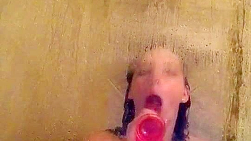 Homemade Masturbation with Sex Toys in Shower / XXX Amateur