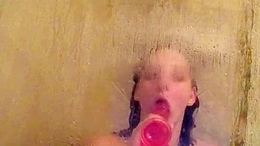 Homemade Masturbation with Sex Toys in Shower / XXX Amateur