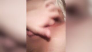 Masturbating with Big Lips & Squirting - Amateur Homemade