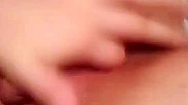 Masturbating with Big Lips & Squirting - Amateur Homemade