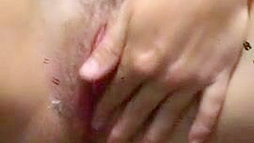 Amateur Fingering & Masturbation with Wet Pussy