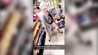 Blonde Amateur Fingers Herself in Public for Cumming Pleasure