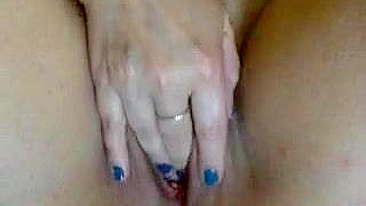 Masturbating MILF Porn - Naughty Cougar Sluts