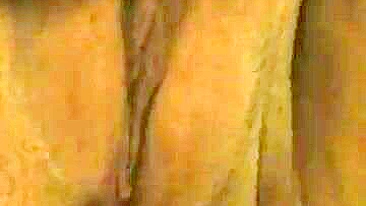 Masturbation Latina Style - Amateur BBW Fingered Homemade