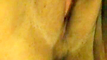 Masturbation Latina Style - Amateur BBW Fingered Homemade