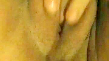 Masturbation Latina Style - Amateur BBW Fingered Homemade