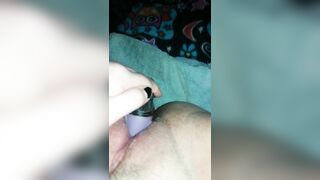 Chubby BBW Wet Pussy Masturbates with Dildo & Moans in Selfie