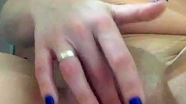 MILF Mom Skinny Wife Finger Pussy Rubs Clit Amateur Homemade
