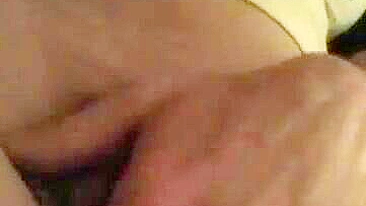 Chubby Amateur Fingers Her Pussy in Homemade Masturbation Selfie