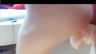 Skinny Teen Fucks Herself with Big Dildo in Homemade Masturbation Video!