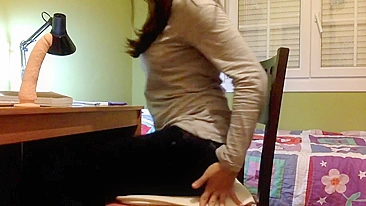 Masturbating College Teen Big Dildo Fucking Orgasmic Homemade Sex Toy Fun!