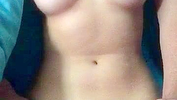 Brunette Babe Solo Sensual Selfies