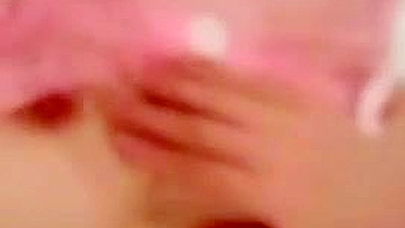 Amateur Asian Babe Fingers Herself in Homemade Masturbation Selfie Tease