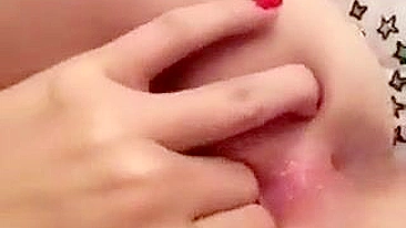 Blonde College Girl Homemade Masturbation Selfies with Shaved Pussy