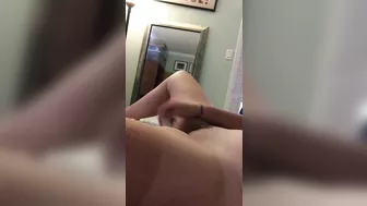 Amateur Masturbates with Dildo & Squirts in Homemade Orgasmic Sex Toy Video Amateur Masturbates with Dildo & Squirts in Homemade Orgasmic Sex Toy Video