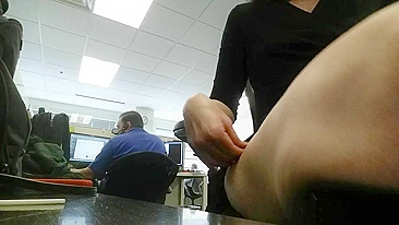 Masturbating at Work - A Public Exhibition in the Office