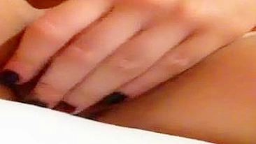 Amateur Brunette Fingerings Hairy Pussy Homemade Masturbation