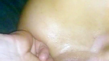 Amateur GF Masturbates with Fingers & Anal Toy